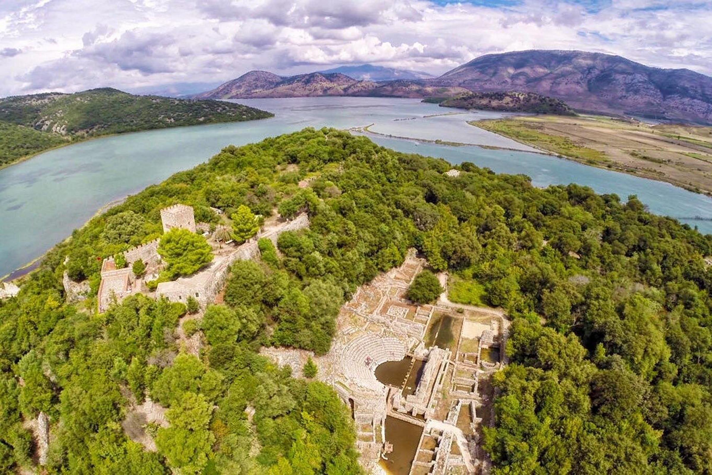 Albania - foto 12