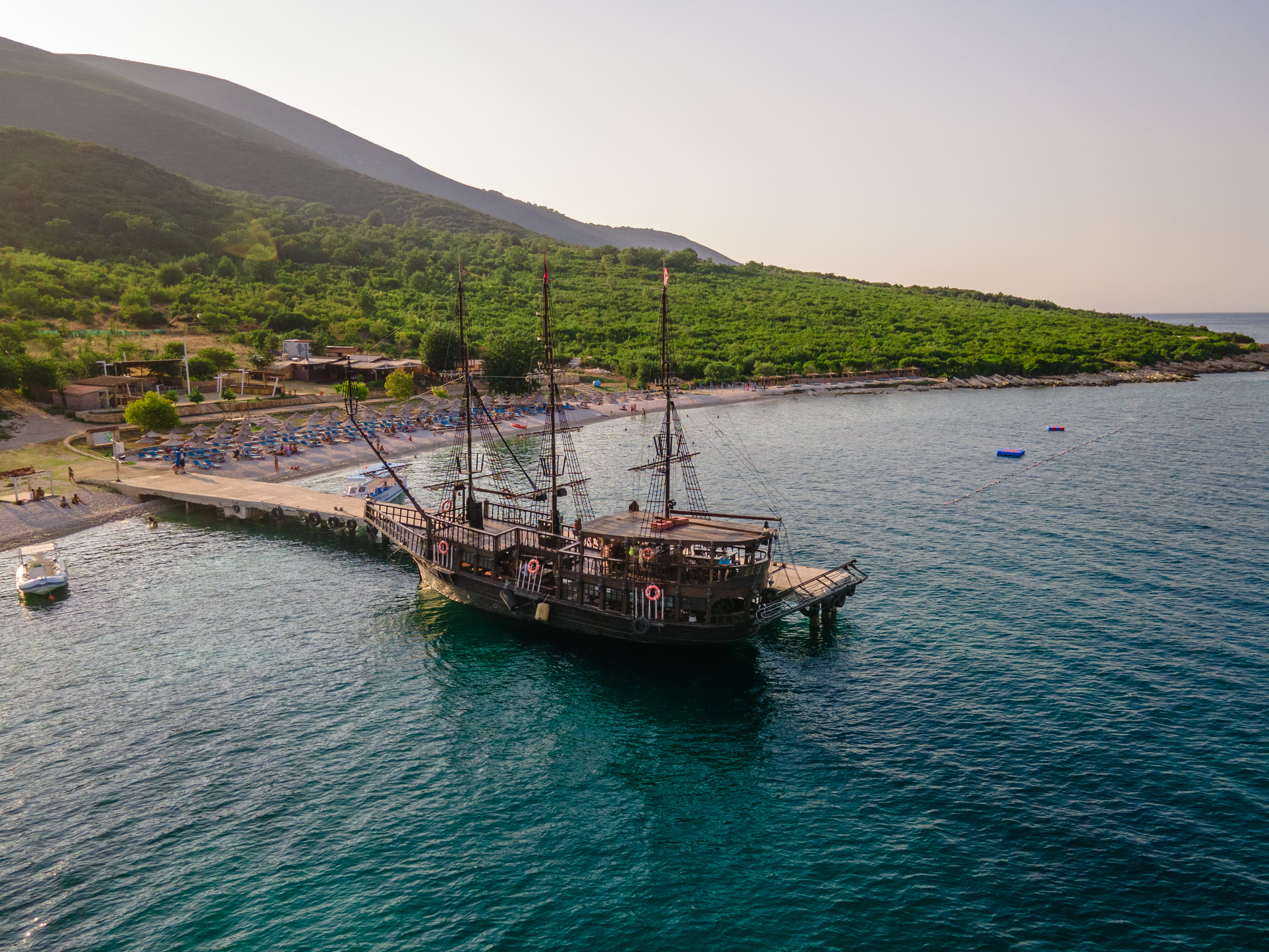 Albania - foto 17